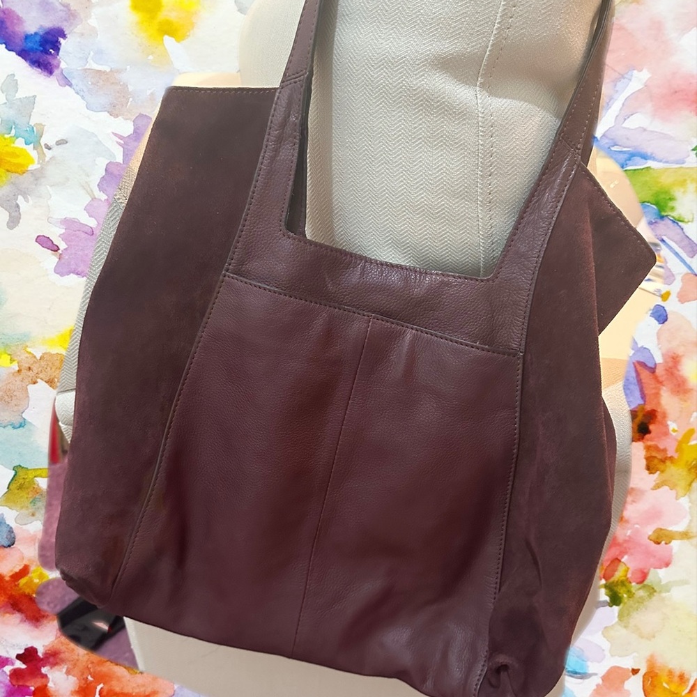 Elegant Burgundy Leather Tote Bag